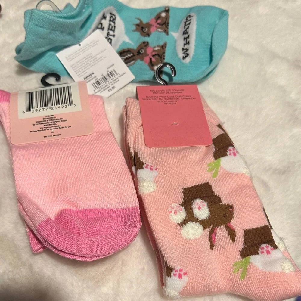 Women's Pink and Blue Novelty Socks Size 9-11